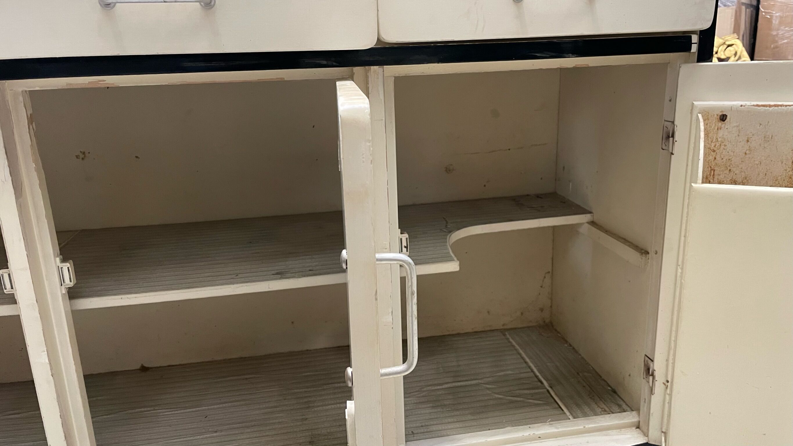 Formica kitchen furniture