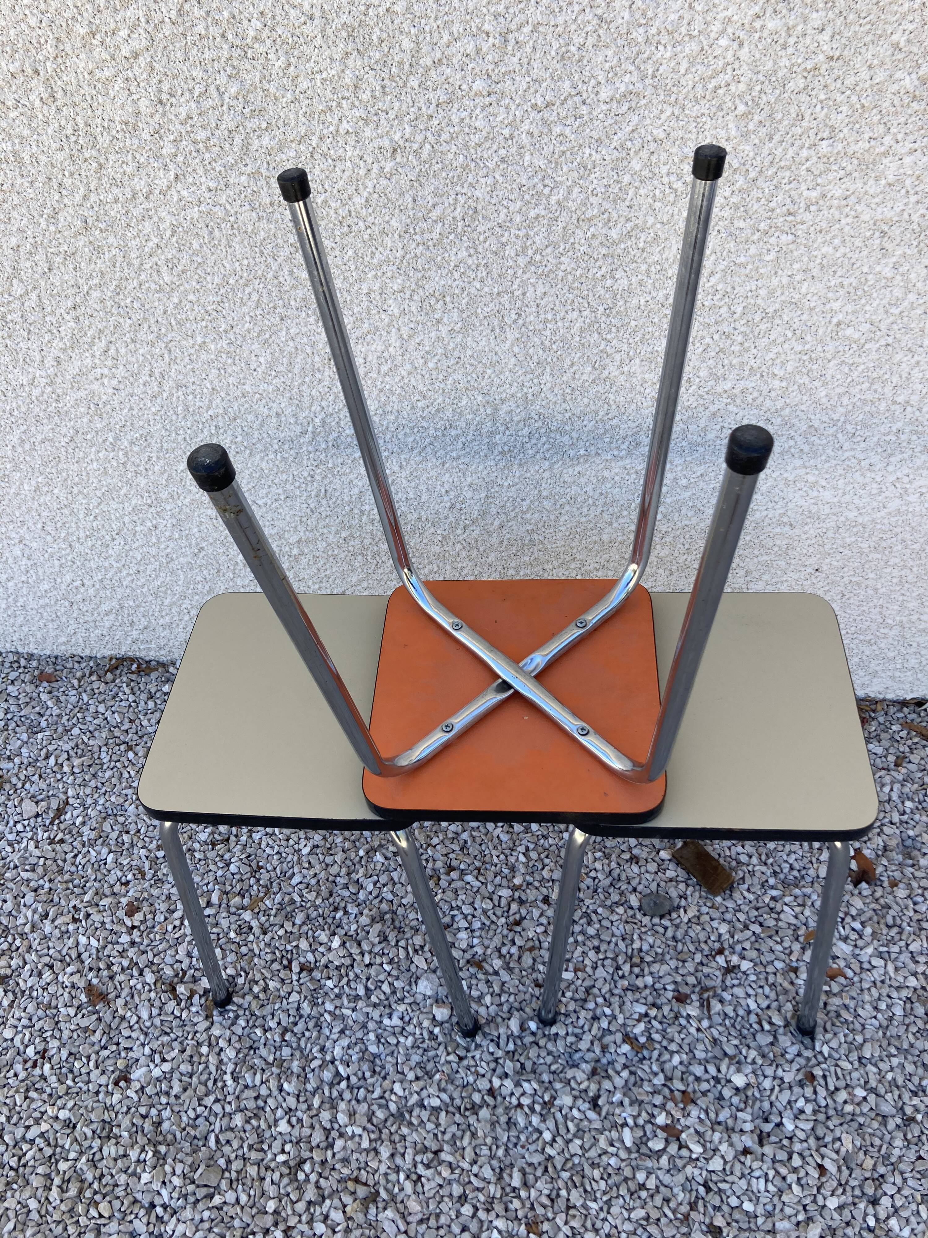 3 formica stools