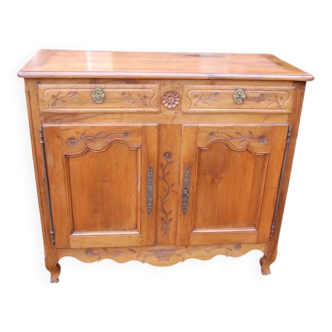 Louis XV buffet in walnut from the early 19th century.