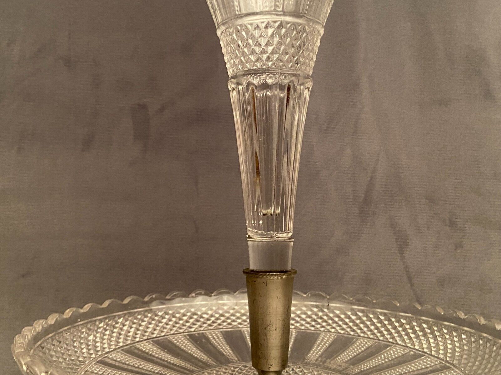 Centerpiece cup enhanced vase cornet crystal Val Saint Lambert late nineteenth