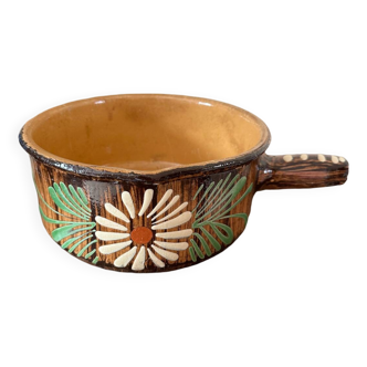 Clay pan