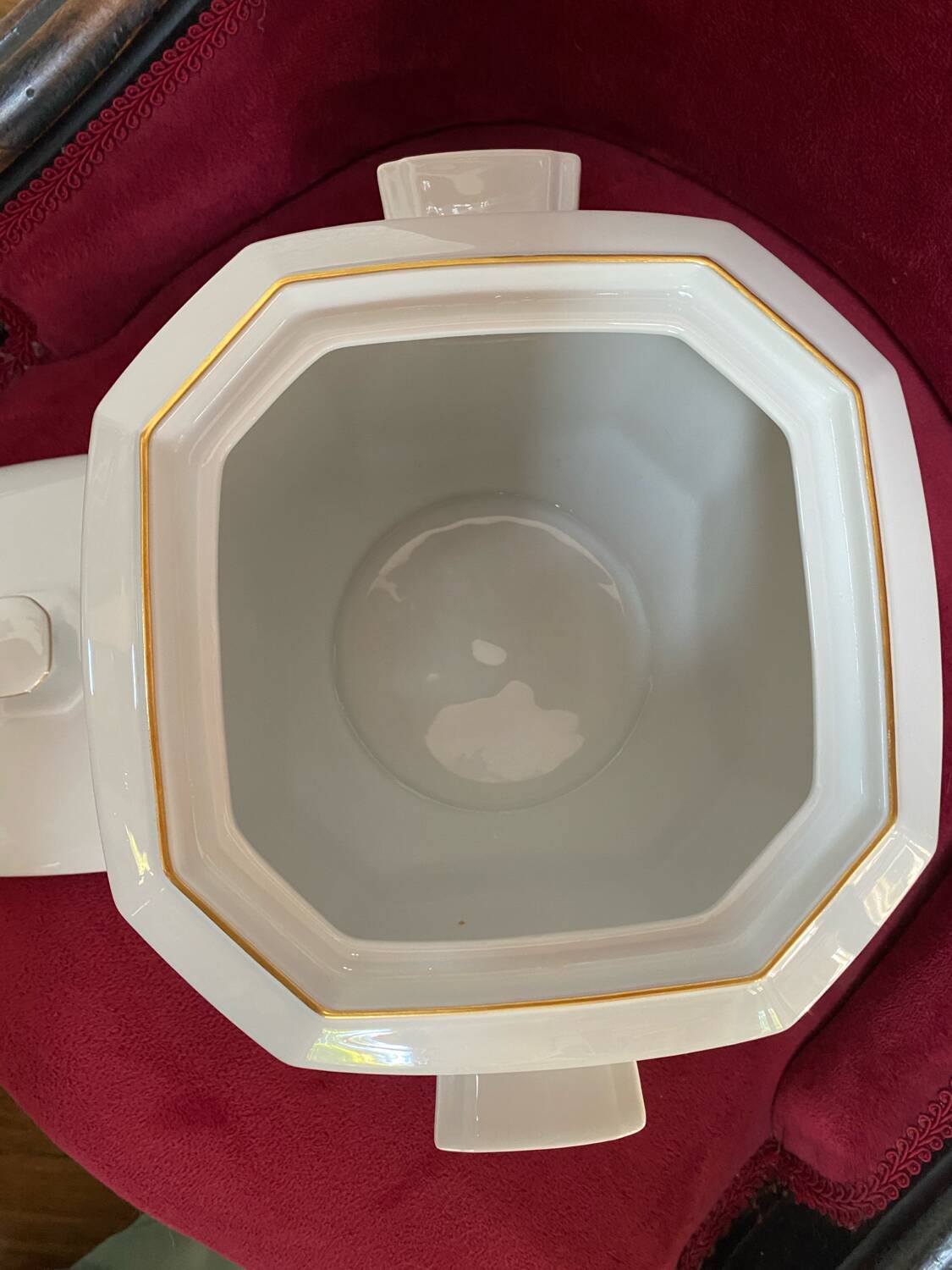 Art Deco style porcelain soup tureen