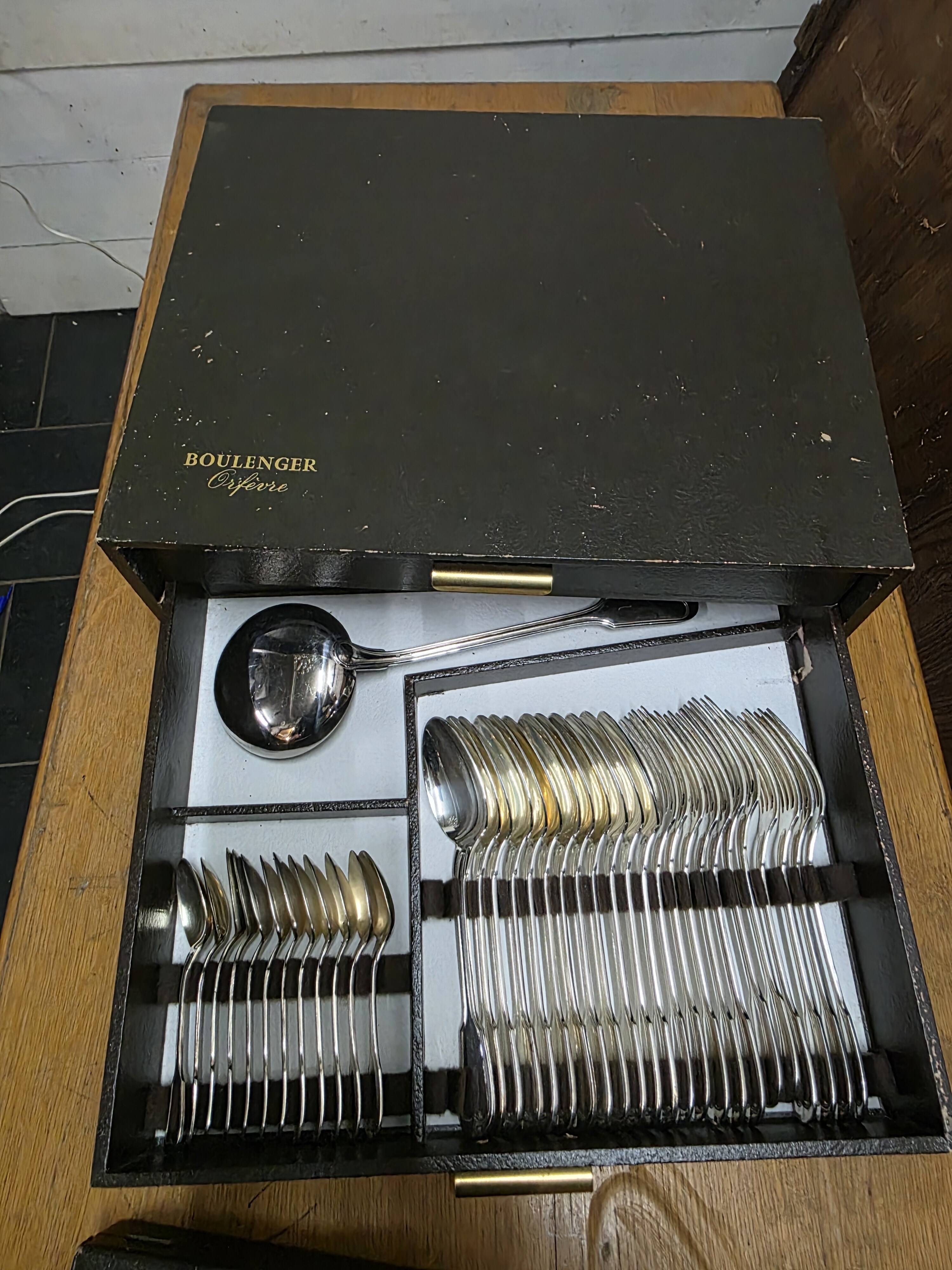 Boulenger silver-plated cutlery set, 86 pieces, hallmark 100.