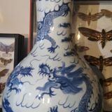 Vase chinois dragon