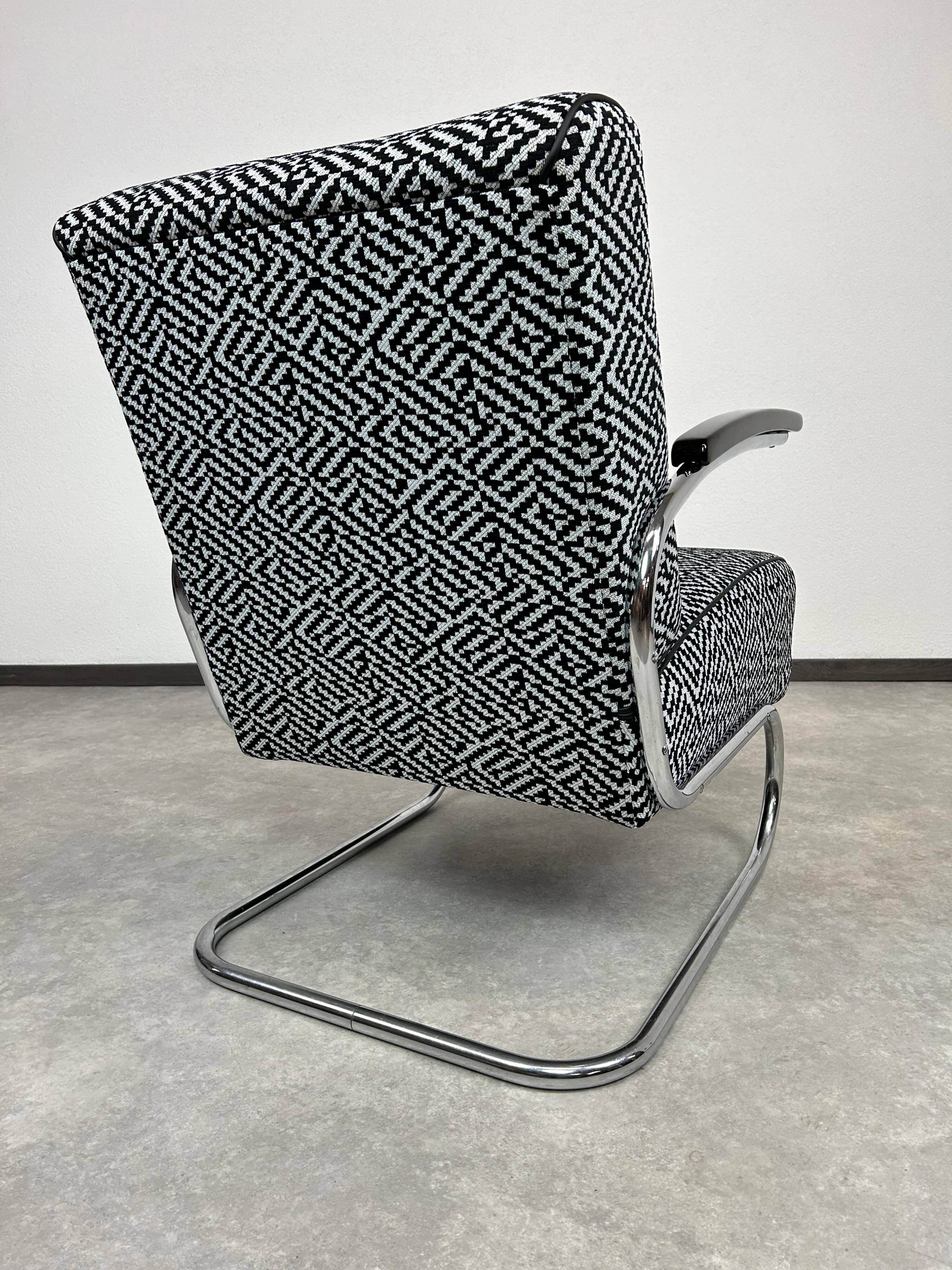 Bauhaus armchairs Fa Slezák Fn 24 / Thonet S 411