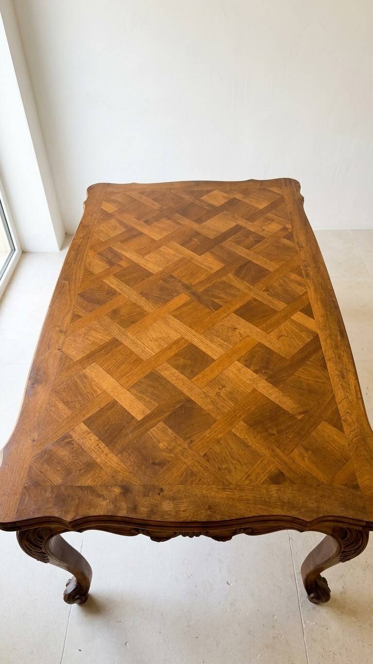 Louis XV table in carved and marquetry wood - 150 × 90 cm