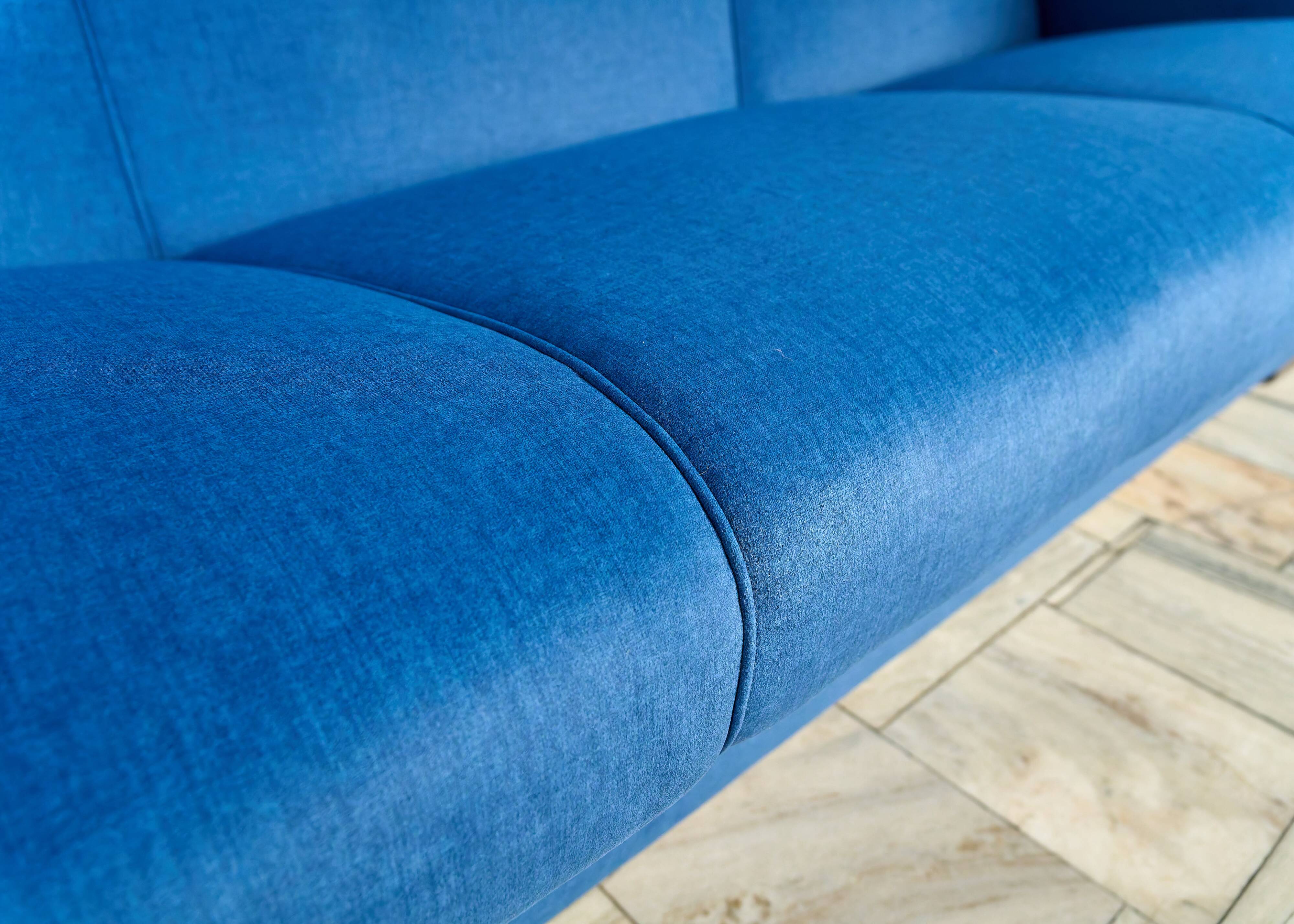 Catalogue art deco sofa H-363 designed by Jindrich Halabala for UP Zavody.