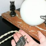 Art deco lamp, marble, globe, opaline and greyhounds in regulation, 1930