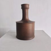Brown enamelled earth vase Nanni Valentini (1932-1985) for Franco Bucci (1933-2002)