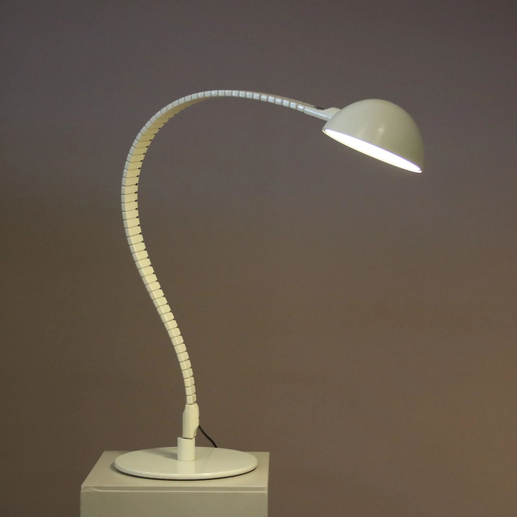 1970s “Flex” floor lamp by Elio Martinelli for Martinelli, Italy