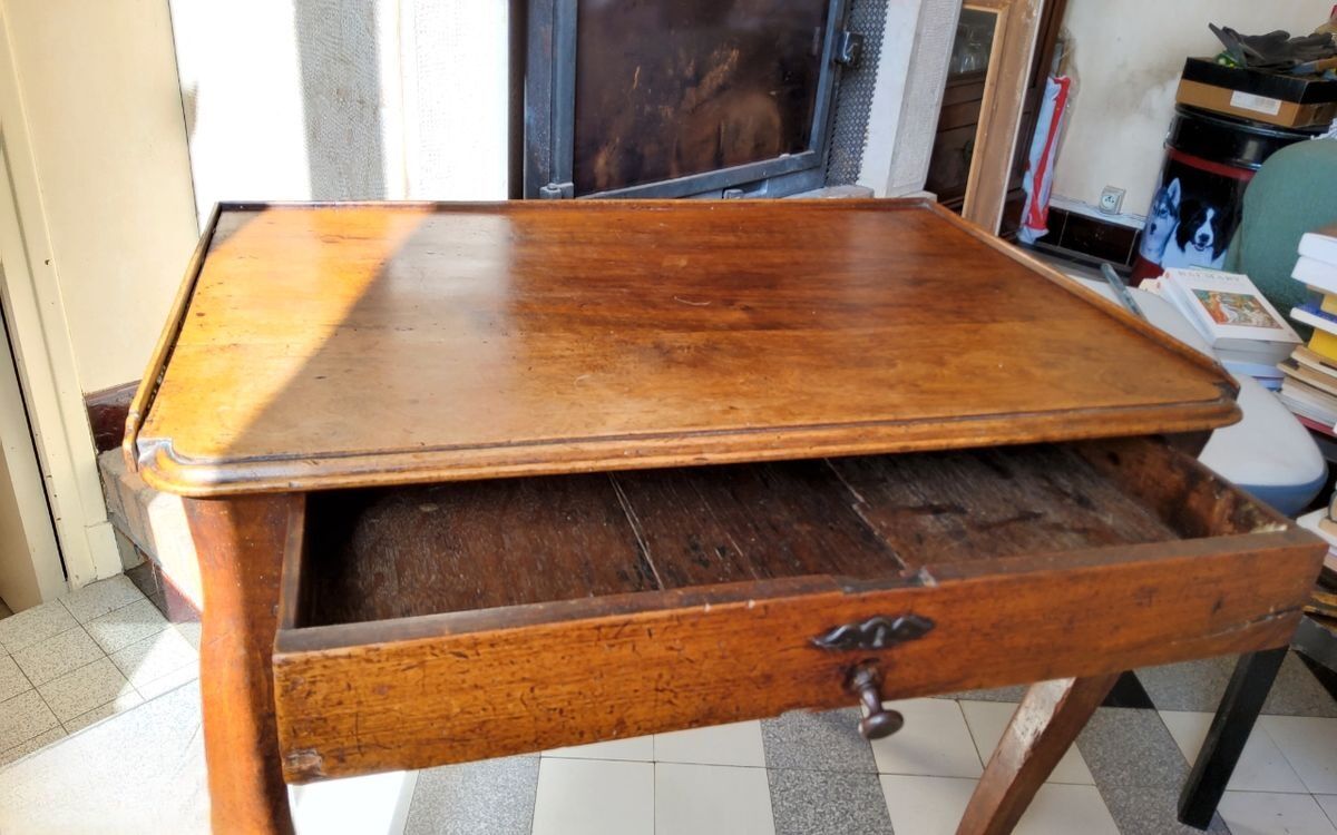 Pretty little antique table