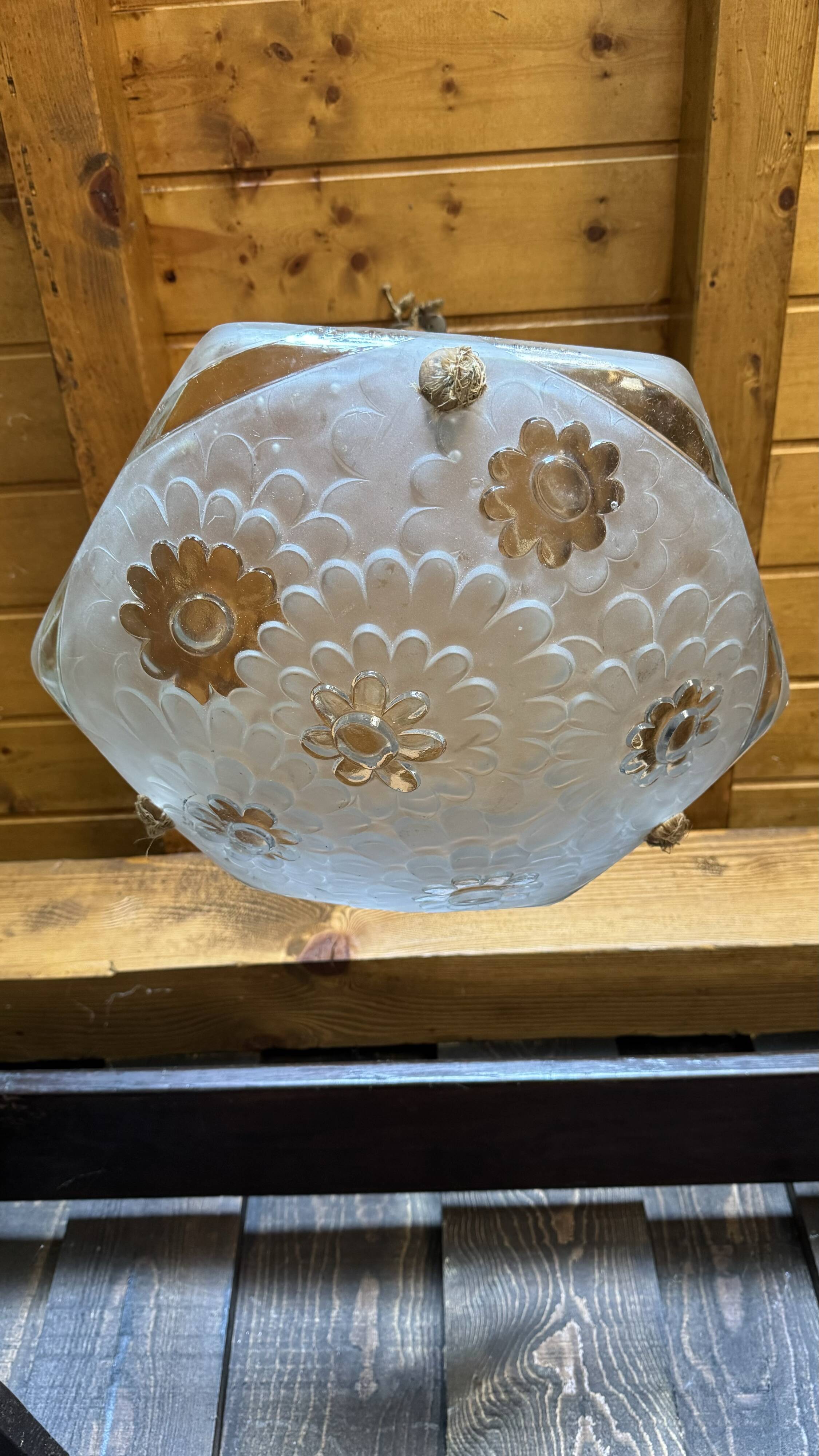 Art Deco glass press basin suspension signed Degue