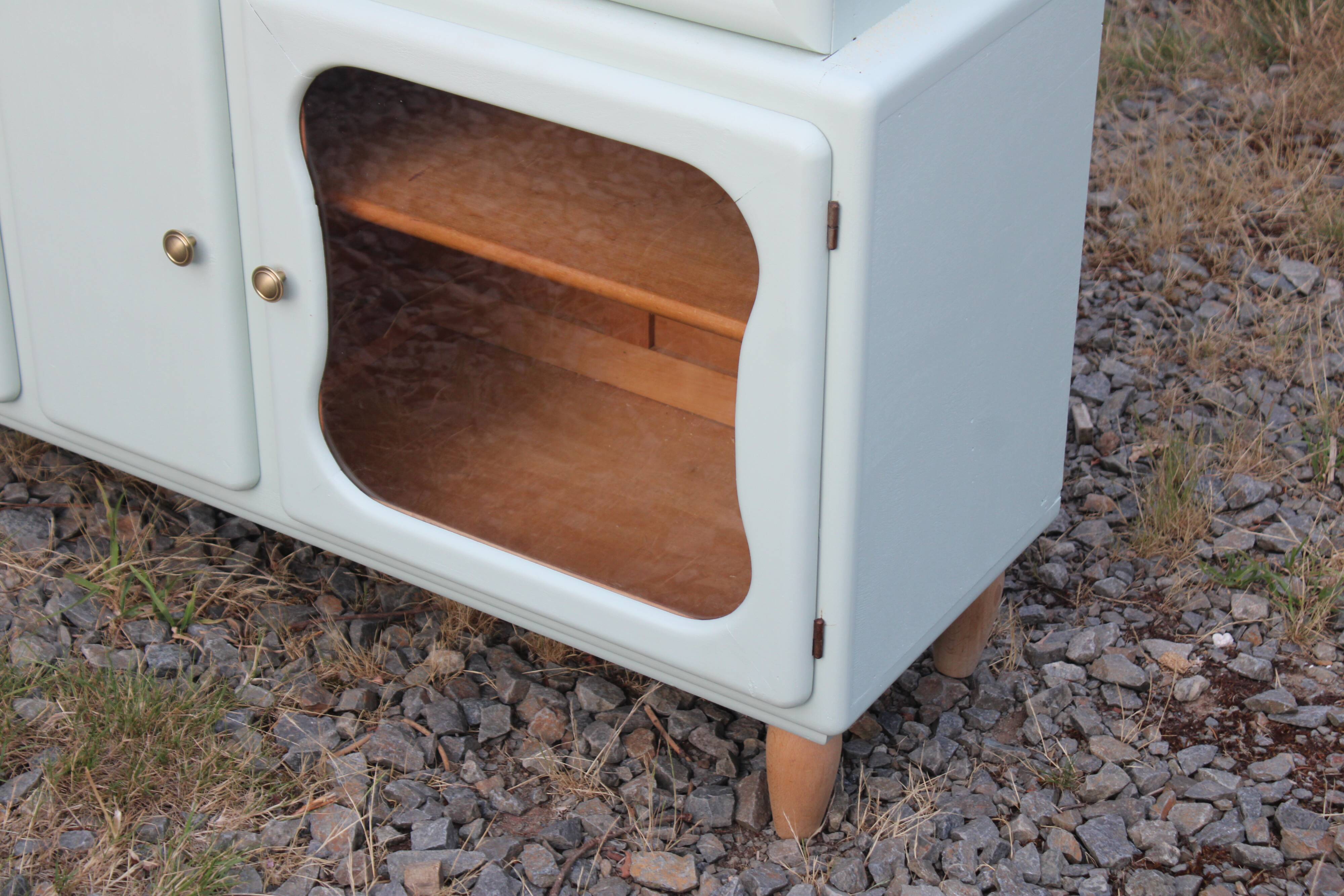Renovated vintage buffet – Celadon Green Libéron