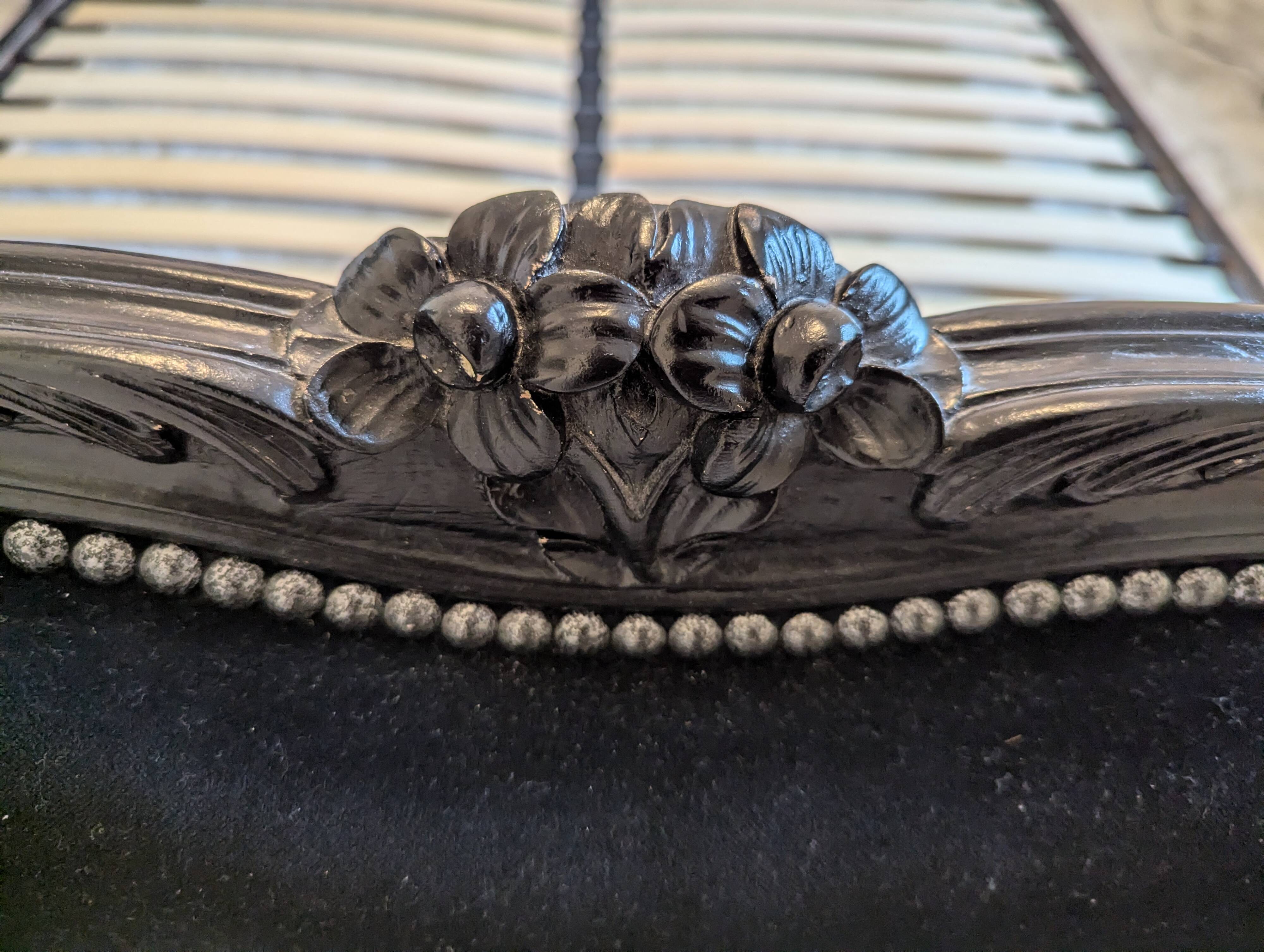 Black velvet bed 140x190