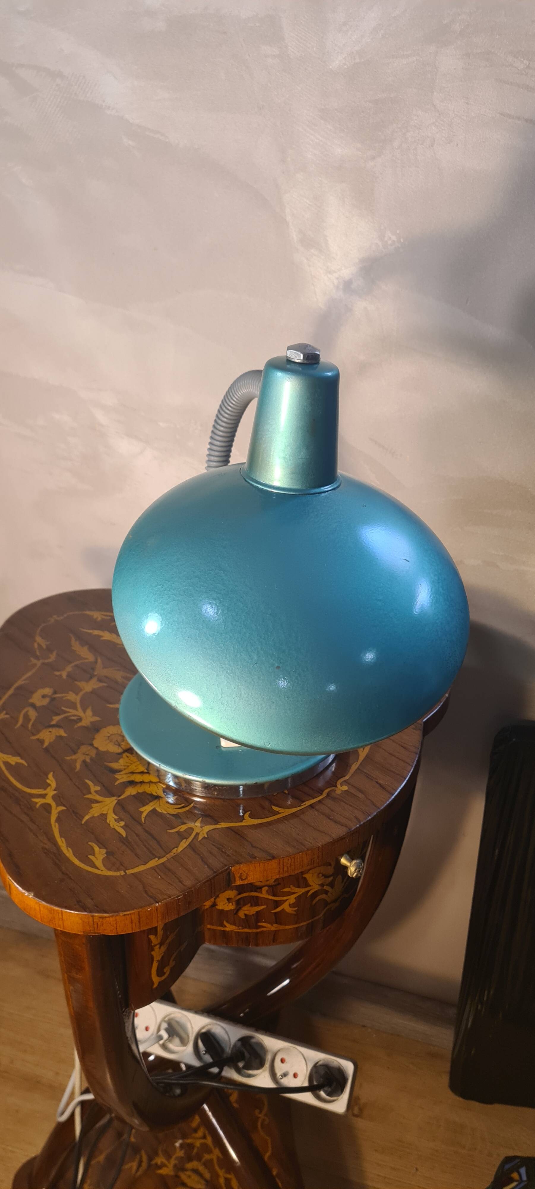 Italian design desk lamp, green metal, Fase style, 1970s, adjustable, flexible