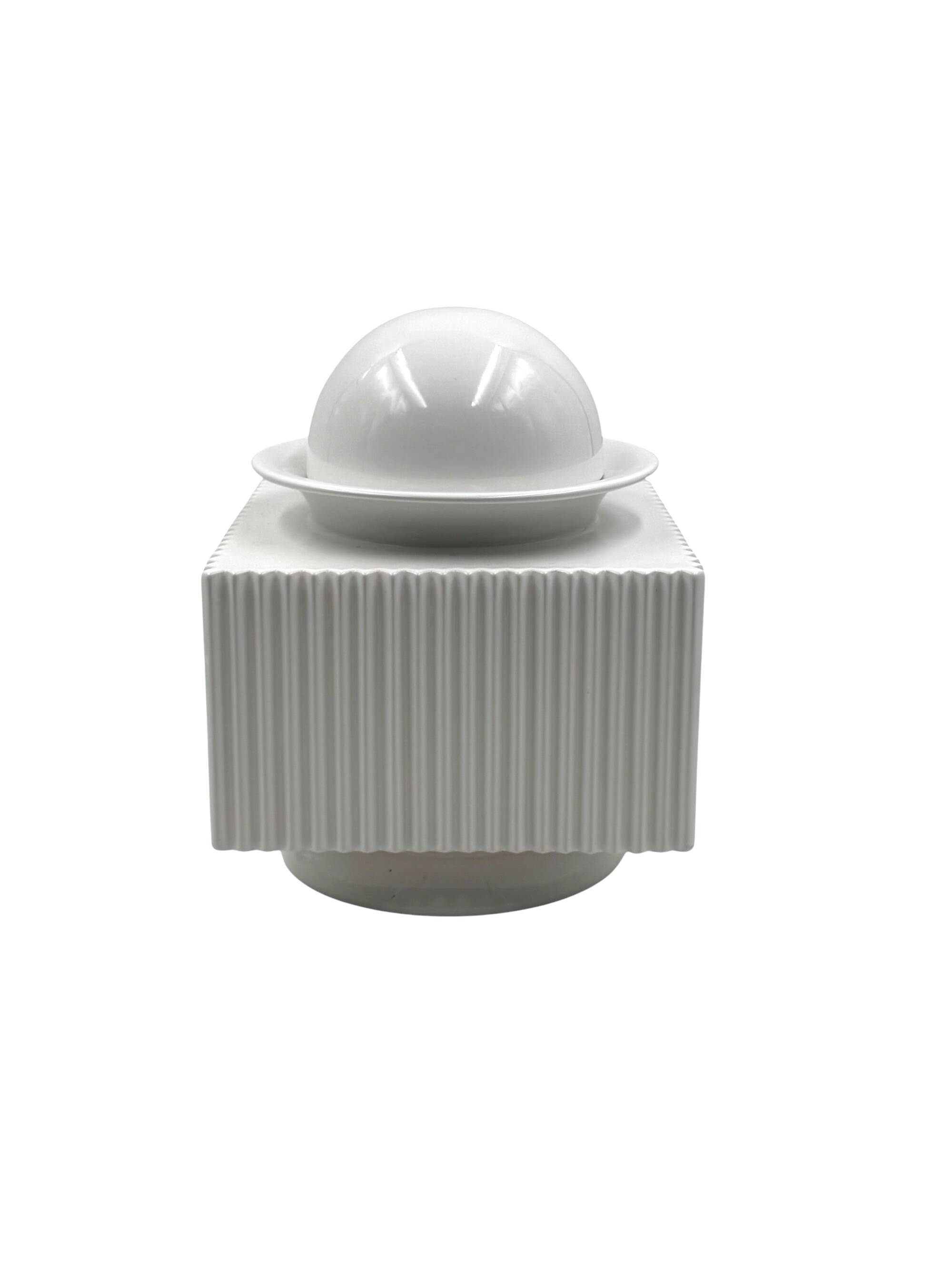 Sergio Asti, postmodern white ceramic vase, Cedit Italy 1970s