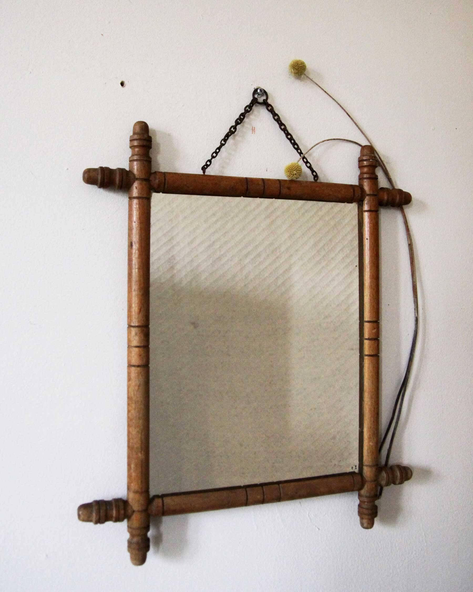 Miroir en bois effet bambou