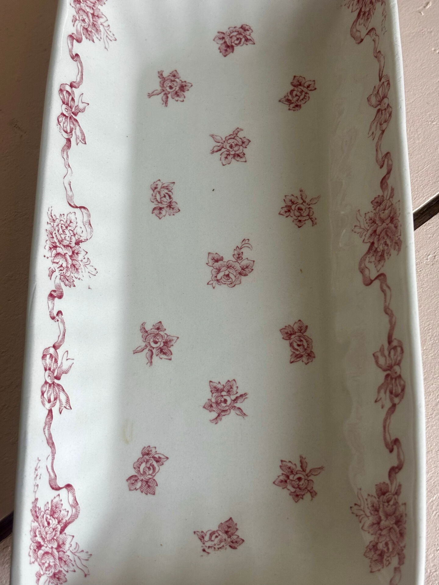 Superb soap dish or porcelain pocket tray by Laura Ashley.