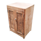 Old fir closet