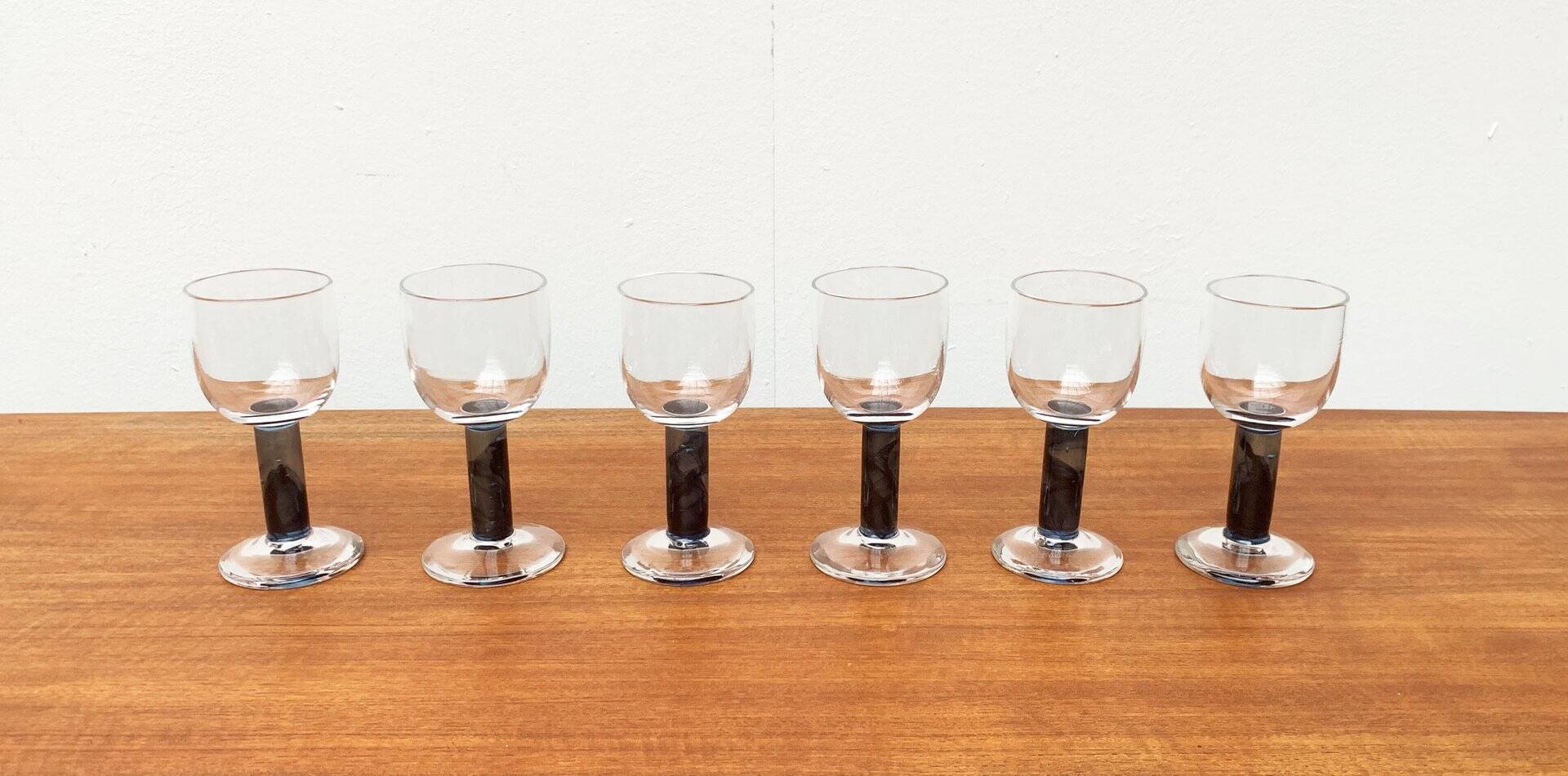 German wine glasses by Regina Kaufmann for Glashagen Hütte, set of 6.