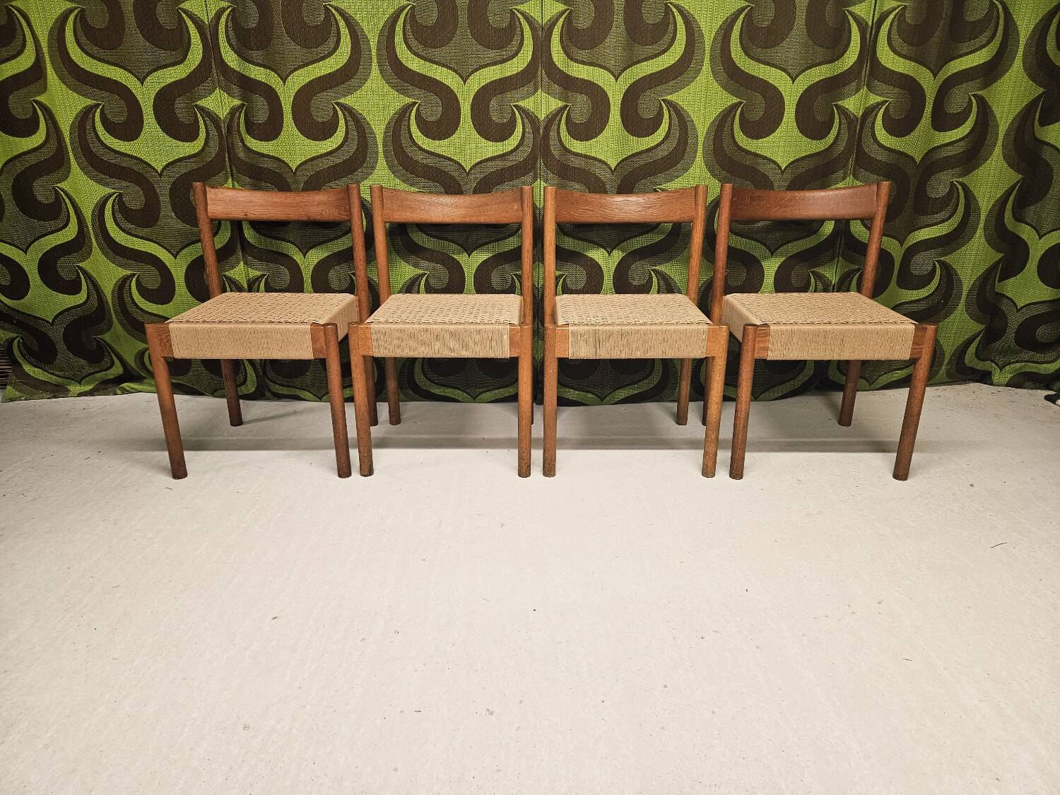 Set of 4 Danish chairs, 1970