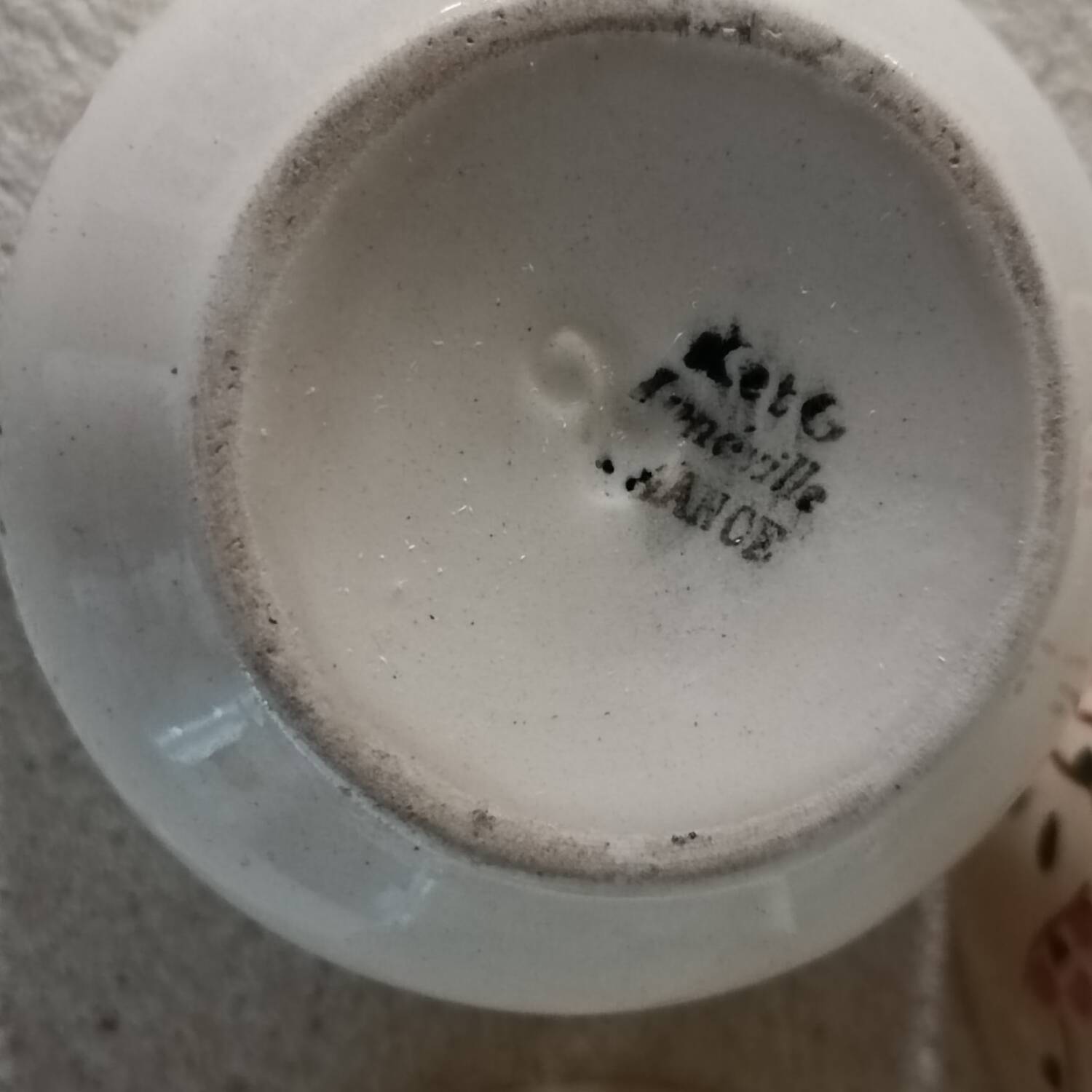 3 cups of Lunéville iron earth