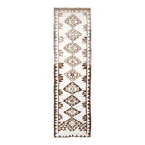 Tapis kilim ancien en laine – style bohème, motifs ethniques sur fond clair