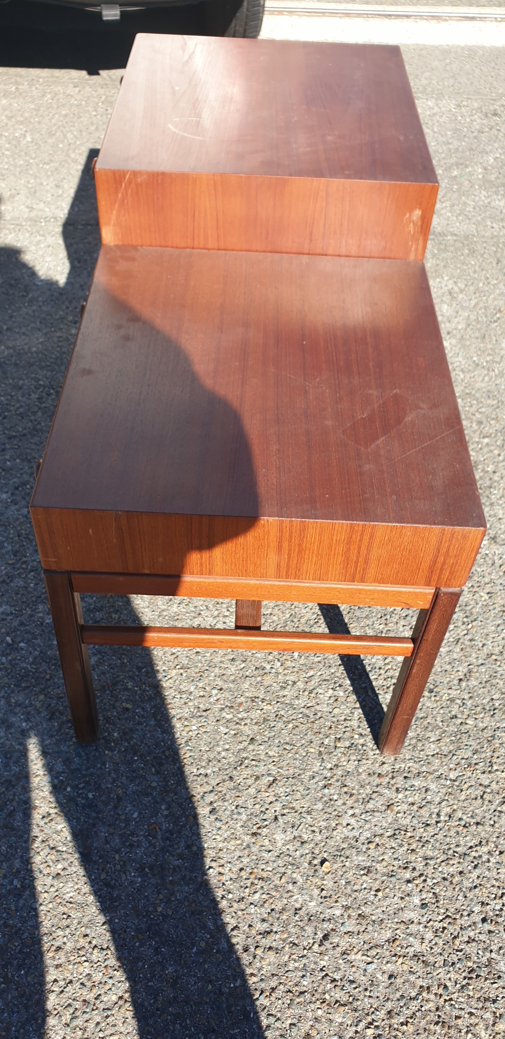 Desing 60 entry cabinet in swedish teak