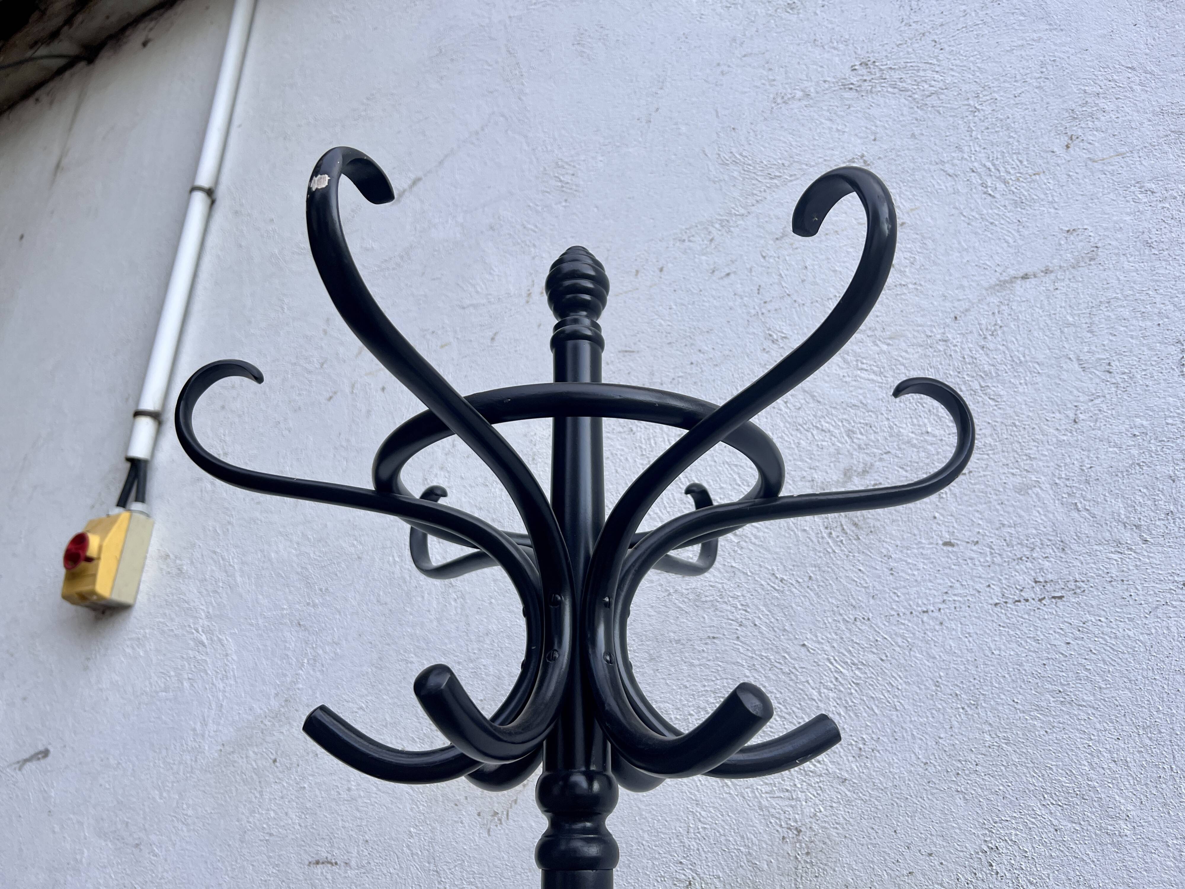 Old hat rack coat rack bistro parrot