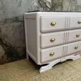 Mustache feet chest of drawers