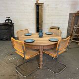 Half-moon folding table in walnut
