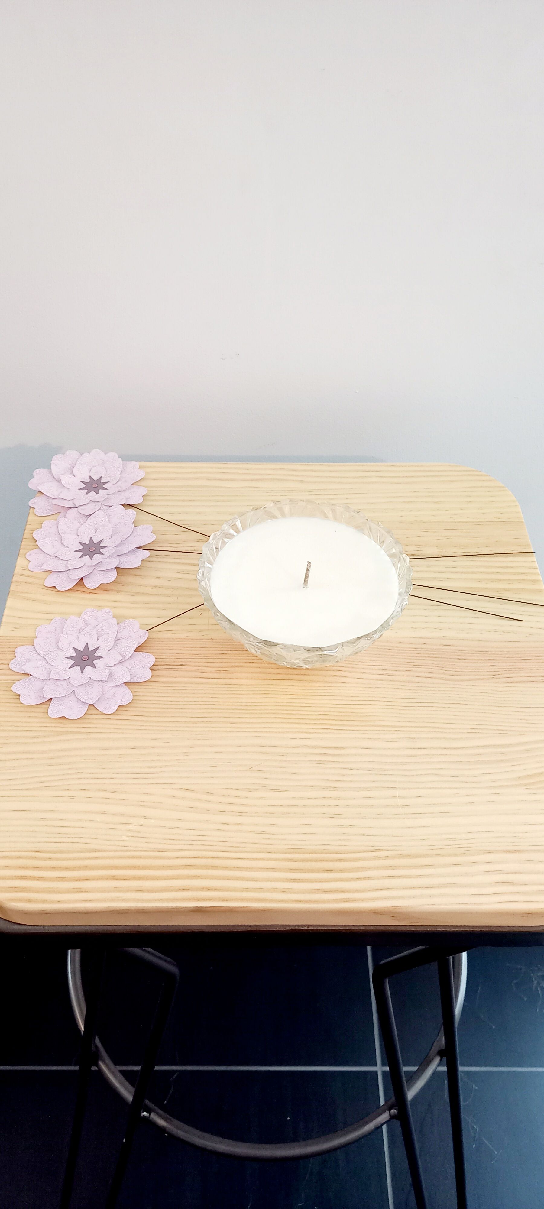 Vintage candle dried flowers