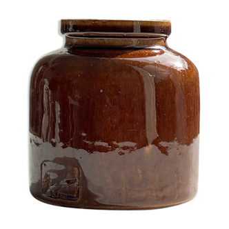 Enamelled sandstone pot