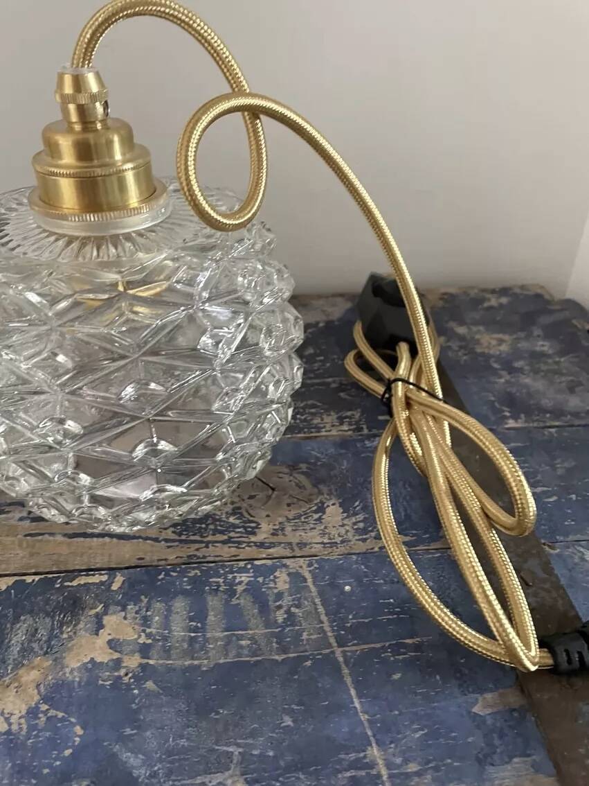 Set of two vintage portable lamps in chiseled glass