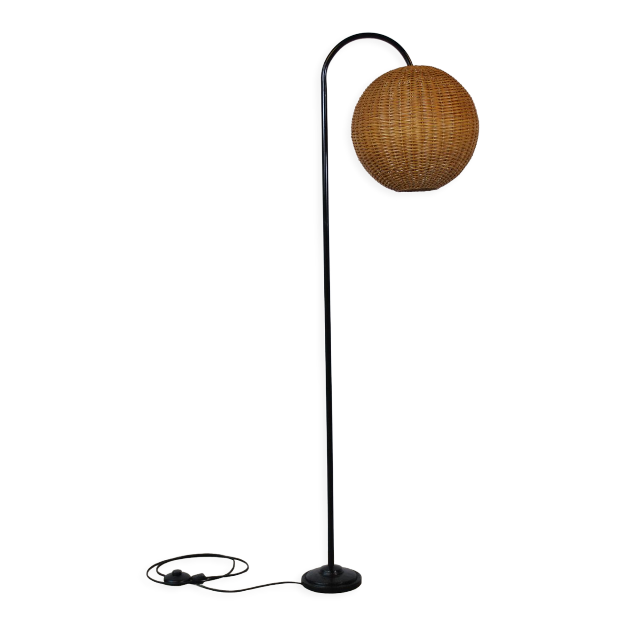 Rattan ball floor lamp 1970