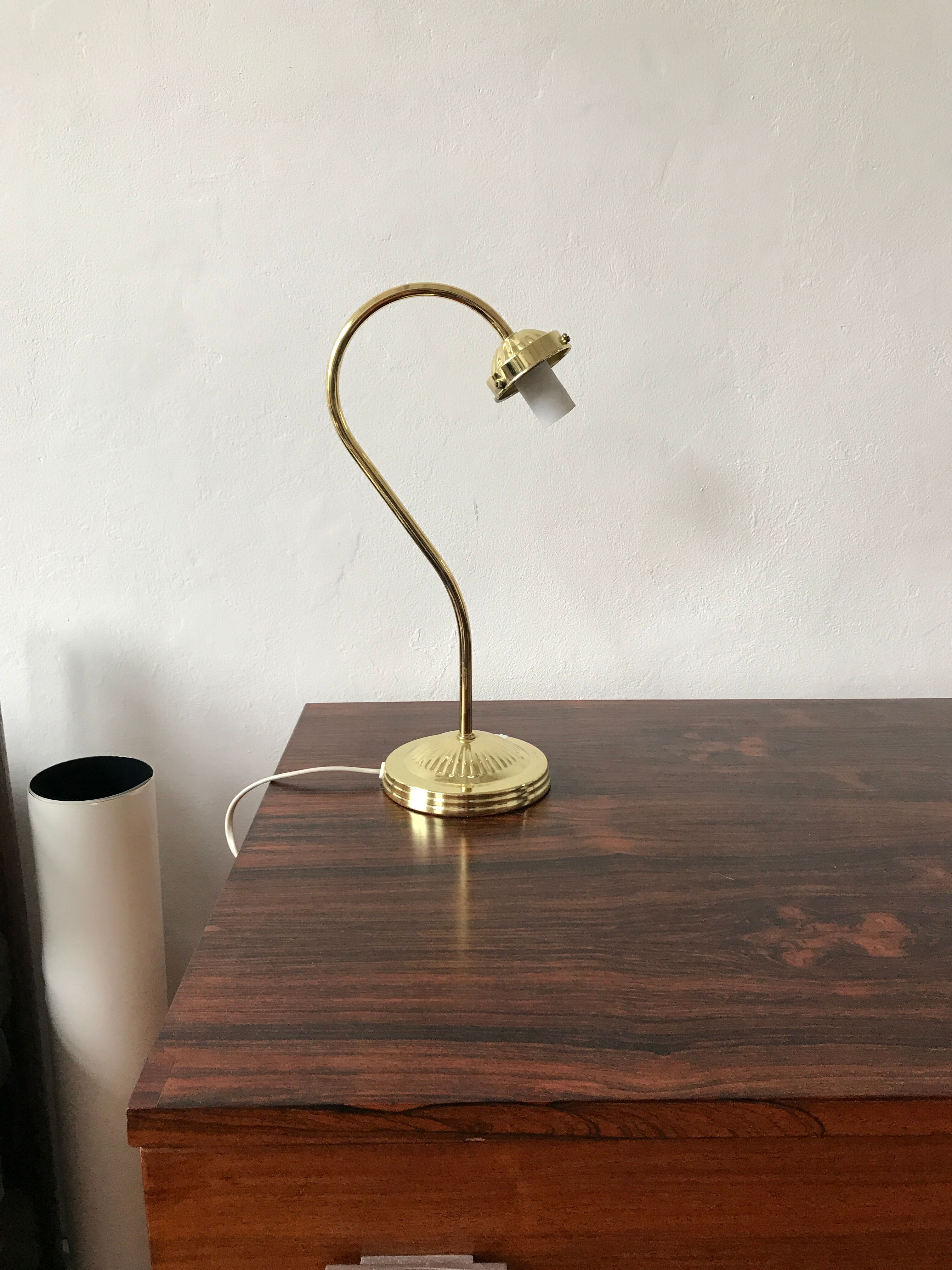 Gooseneck lamp