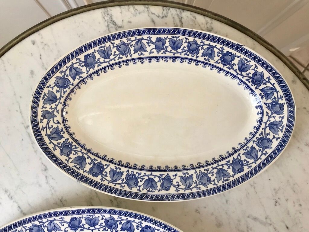 Duo of oval flat terre de fer u&c sarreguemines model "syrah" late nineteenth