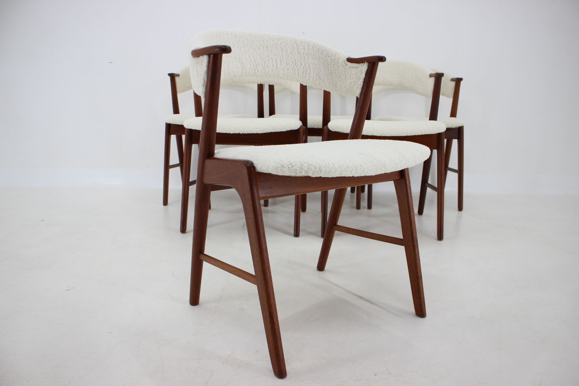 6 chairs in sheepskin fabric upholstery denmark