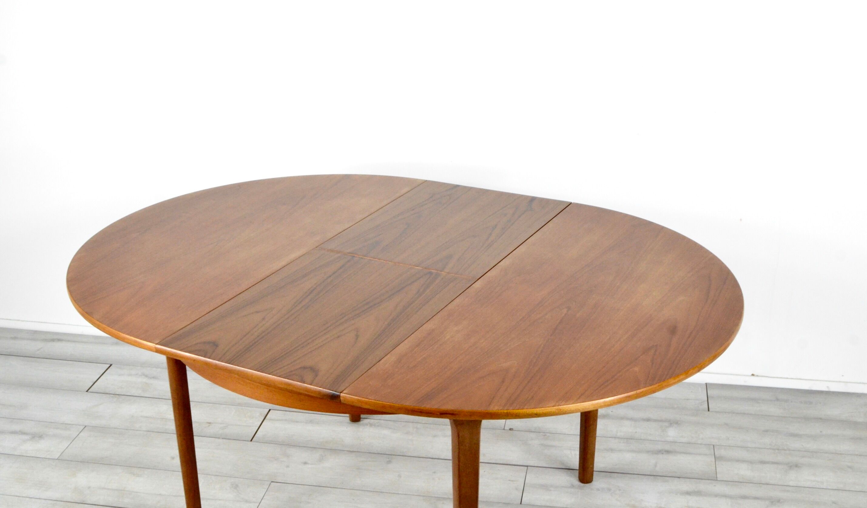 Midcentury Extending Round Teak Table and Chairs by Nathan. Vintage Modern / Danish Style / Retro.