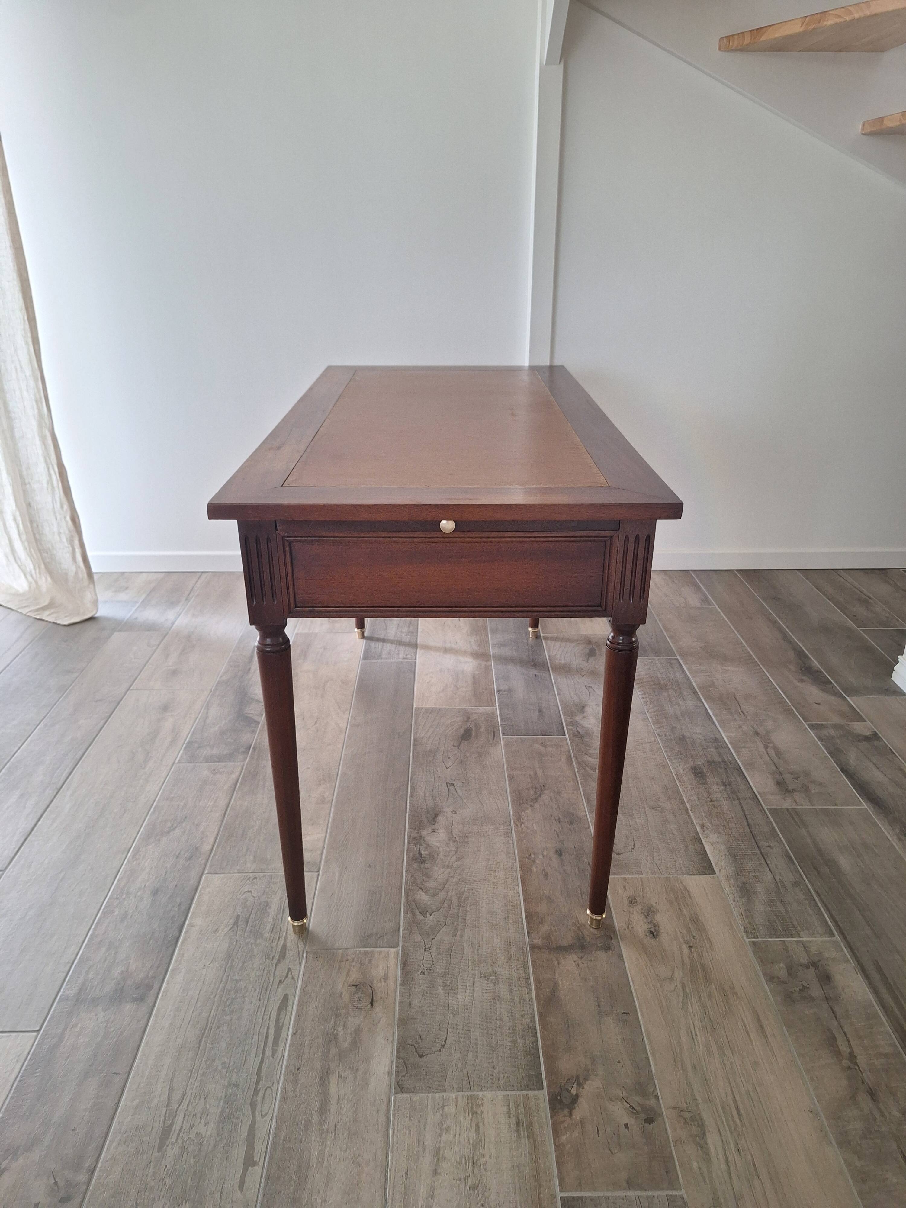 Louis XIV style desk