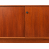 Enfilade with 2 sliding doors in the spirit of Osvaldo Borsani for Tecno. 60s.