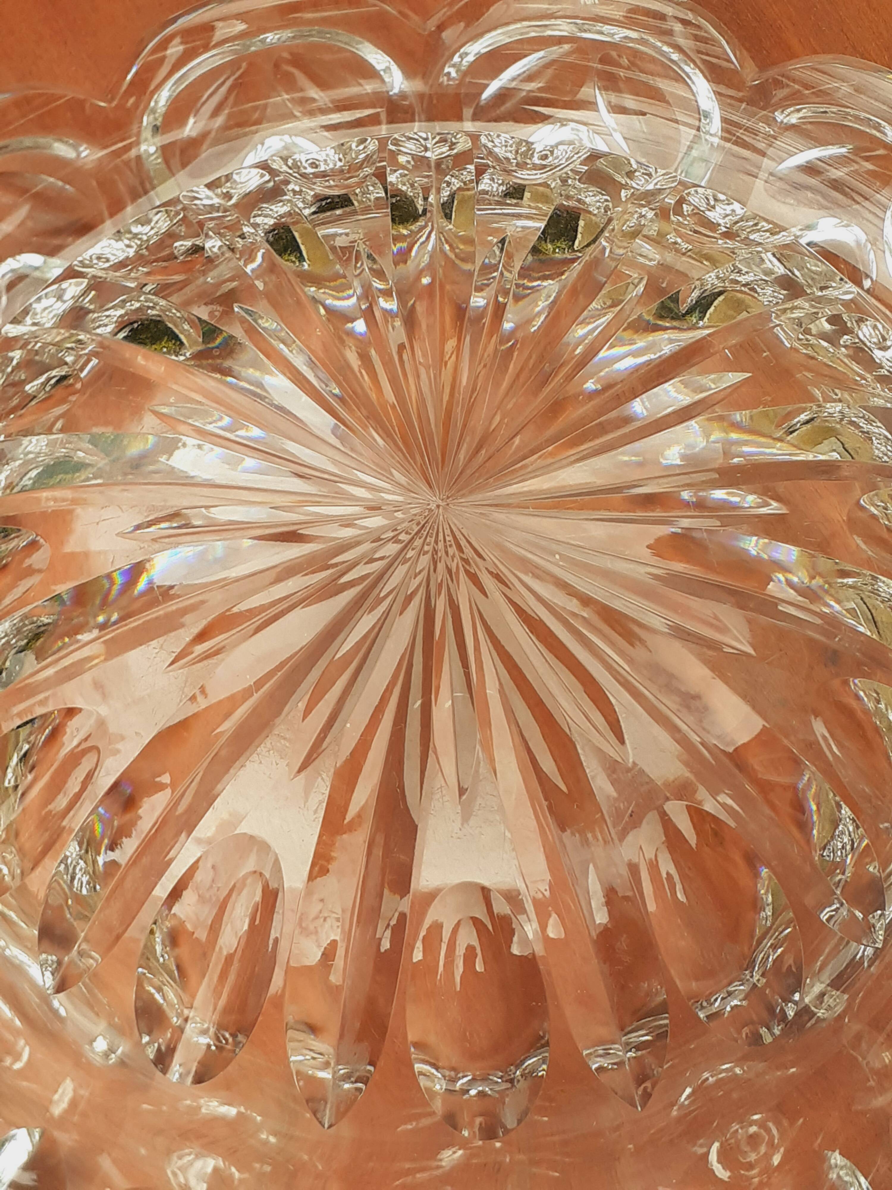 Bowl, Cut Crystal Centrepiece from Saint Louis
