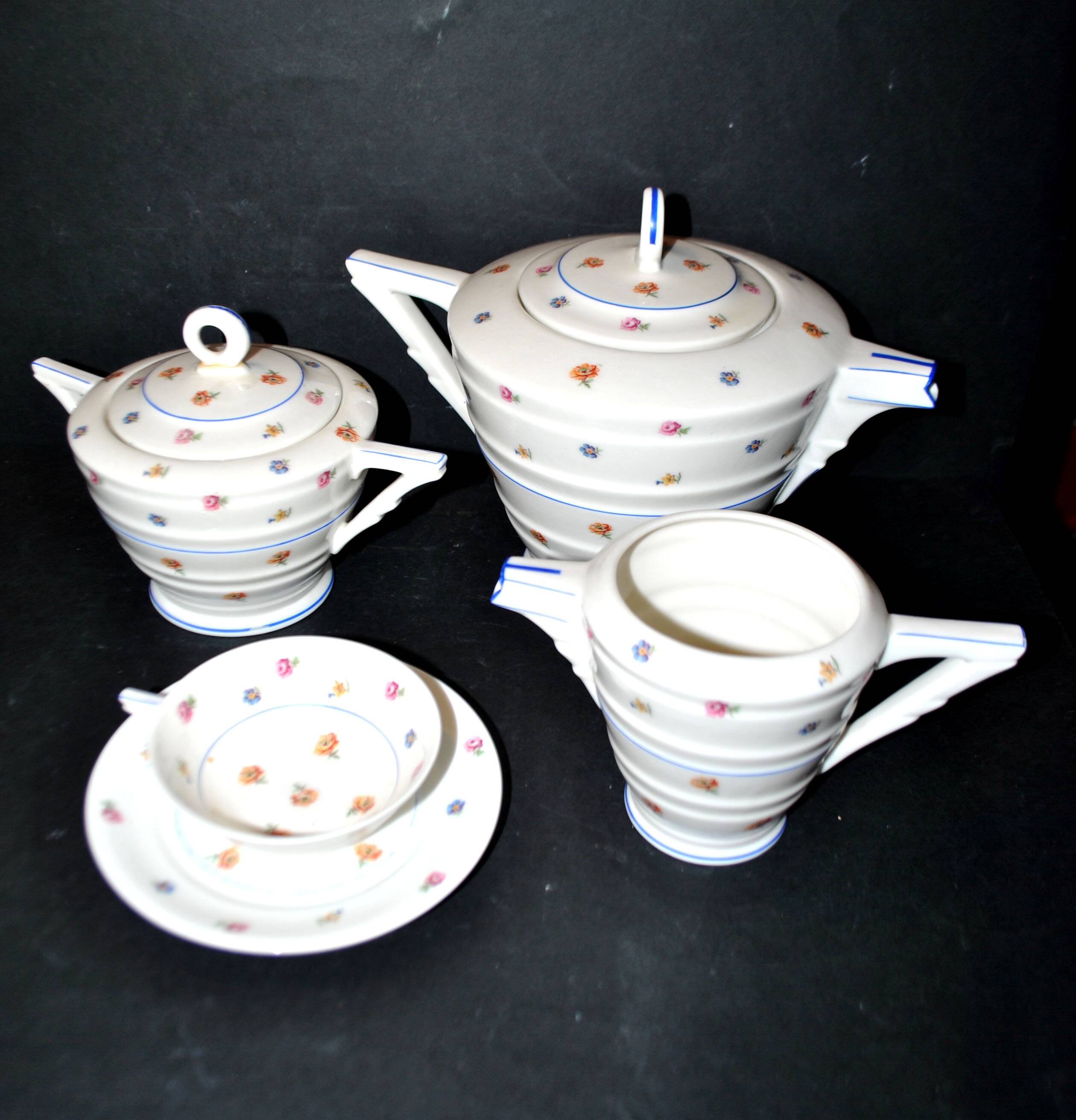 Service à thé Art Déco théière, 10 tasses en porcelaine de Limoges Chapus fils, 1930