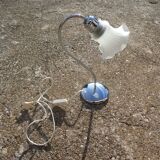 Vintage gooseneck tulip lamp