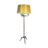 Bronze tripod lamppost