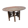 Table marocaine en cuivre sur pied en bois