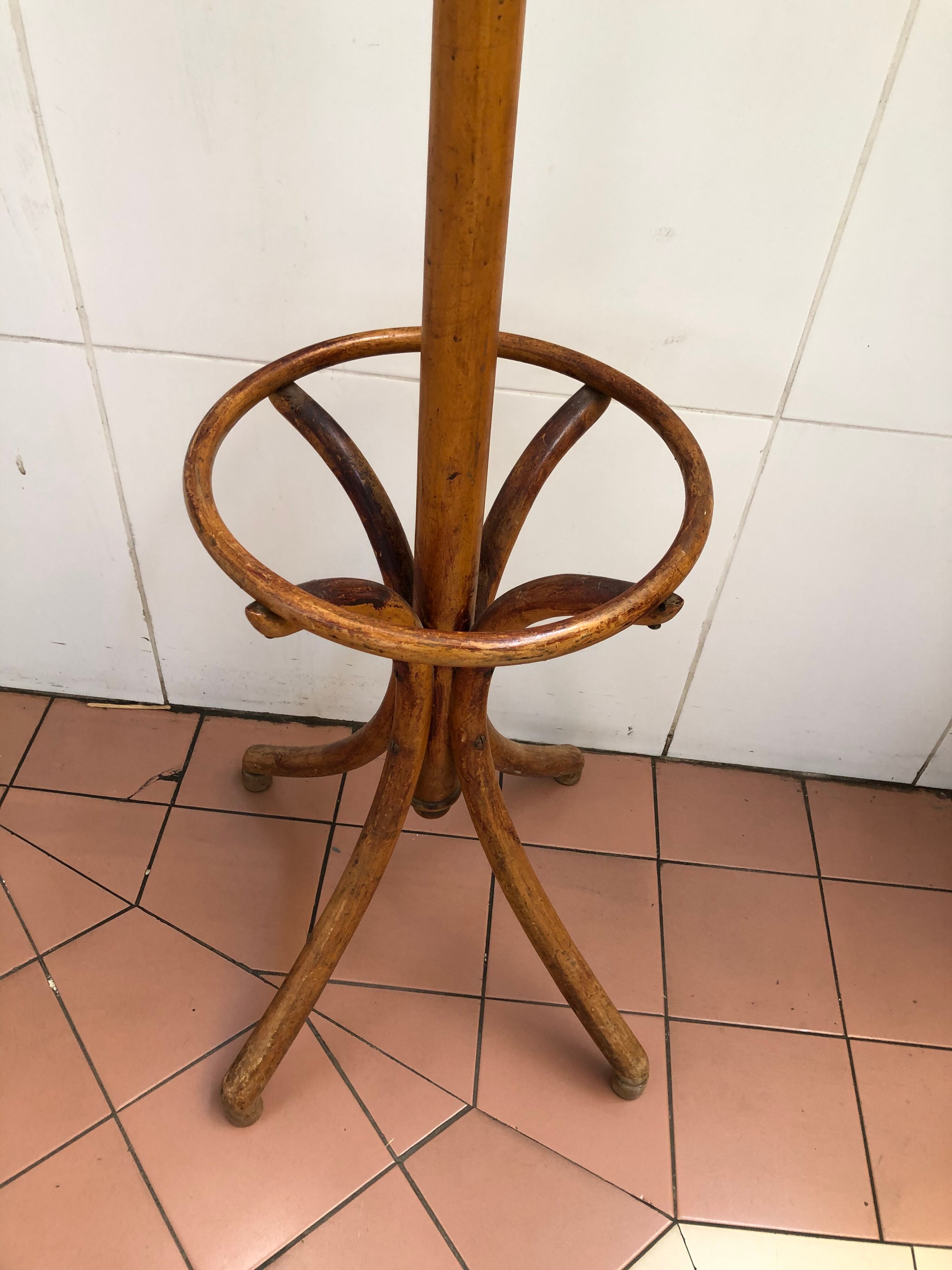 Old parrot coat holder Thonet vintage