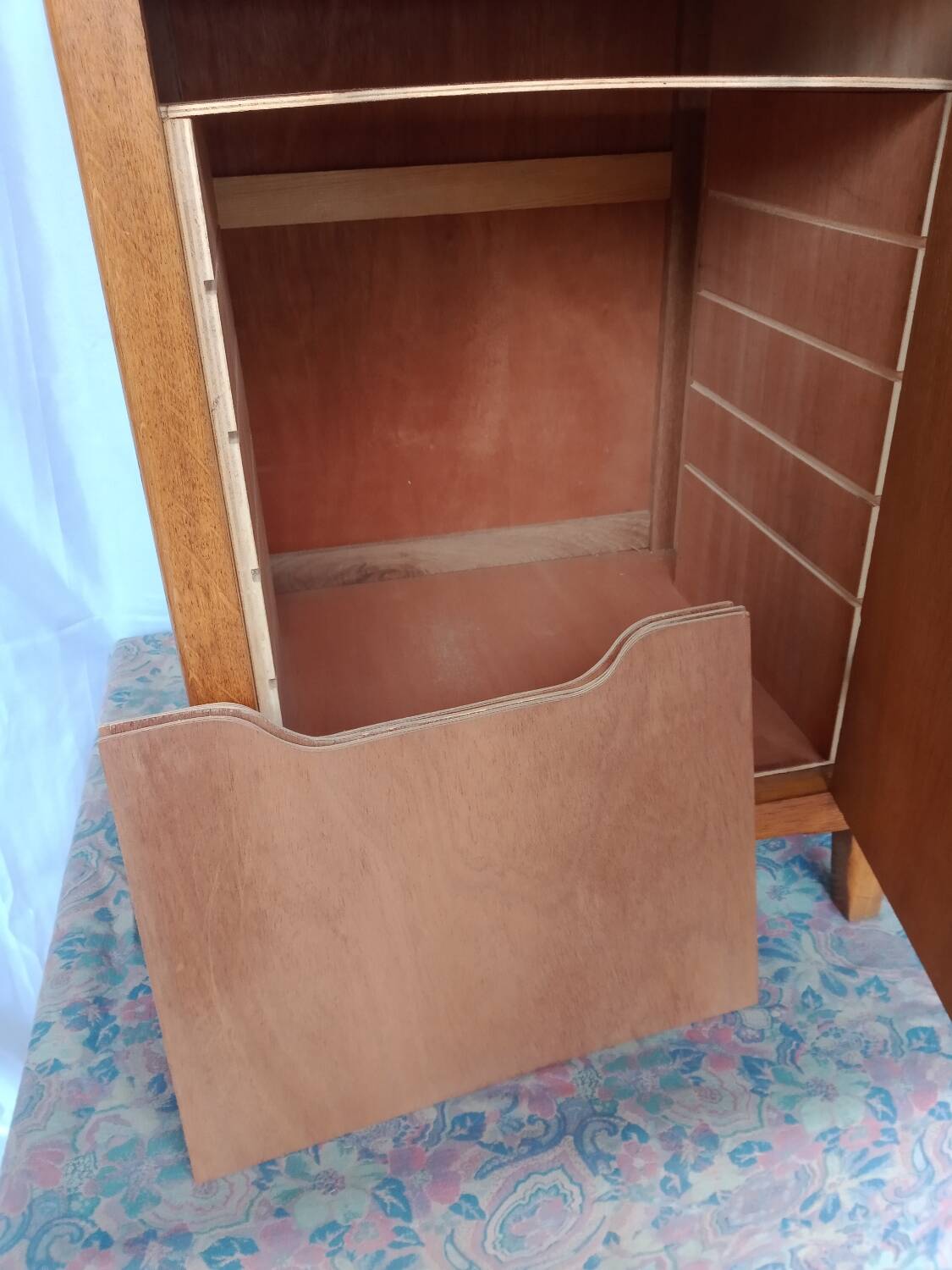 1950s storage unit with one drawer and one door