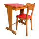 Ancien bureau d’écolier avec sa chaise