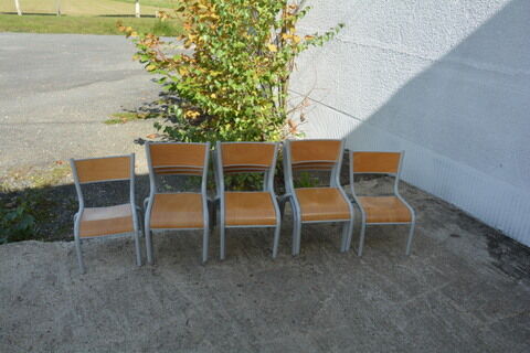 School chairs